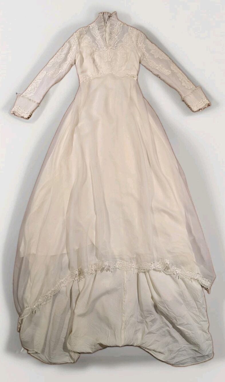 Vintage 70s Union Made Wedding Dress XS Lace Victorian Prairie Bridal Gown